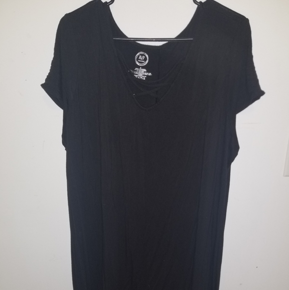 Dress - Picture 1 of 2